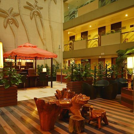 Vili International Hotel Guangzhou Bagian luar foto