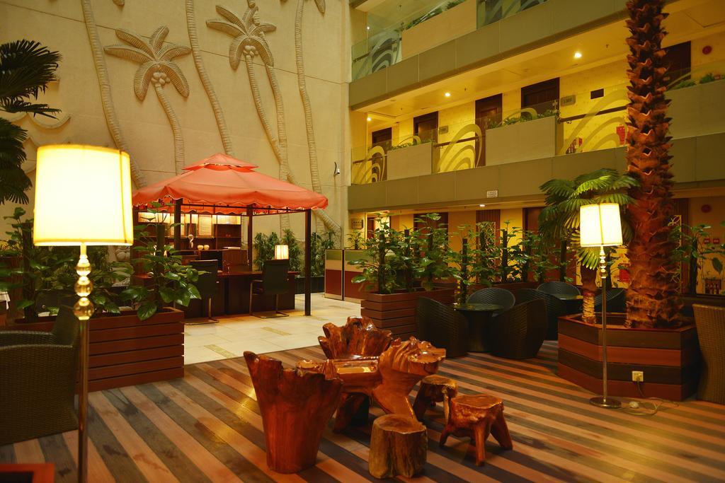 Vili International Hotel Guangzhou Bagian luar foto