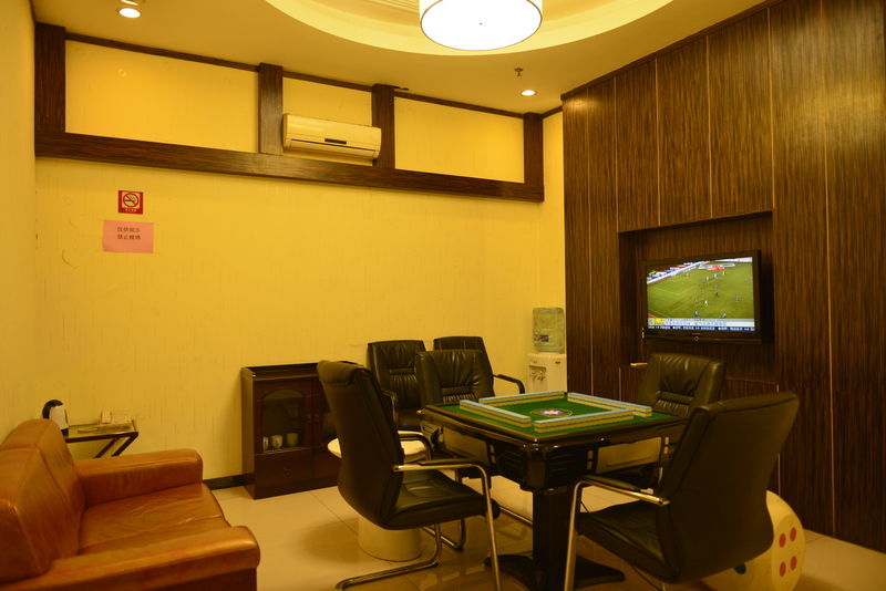 Vili International Hotel Guangzhou Bagian luar foto