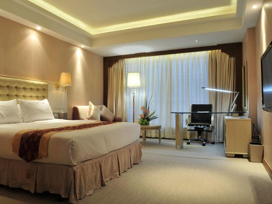 Vili International Hotel Guangzhou Bagian luar foto